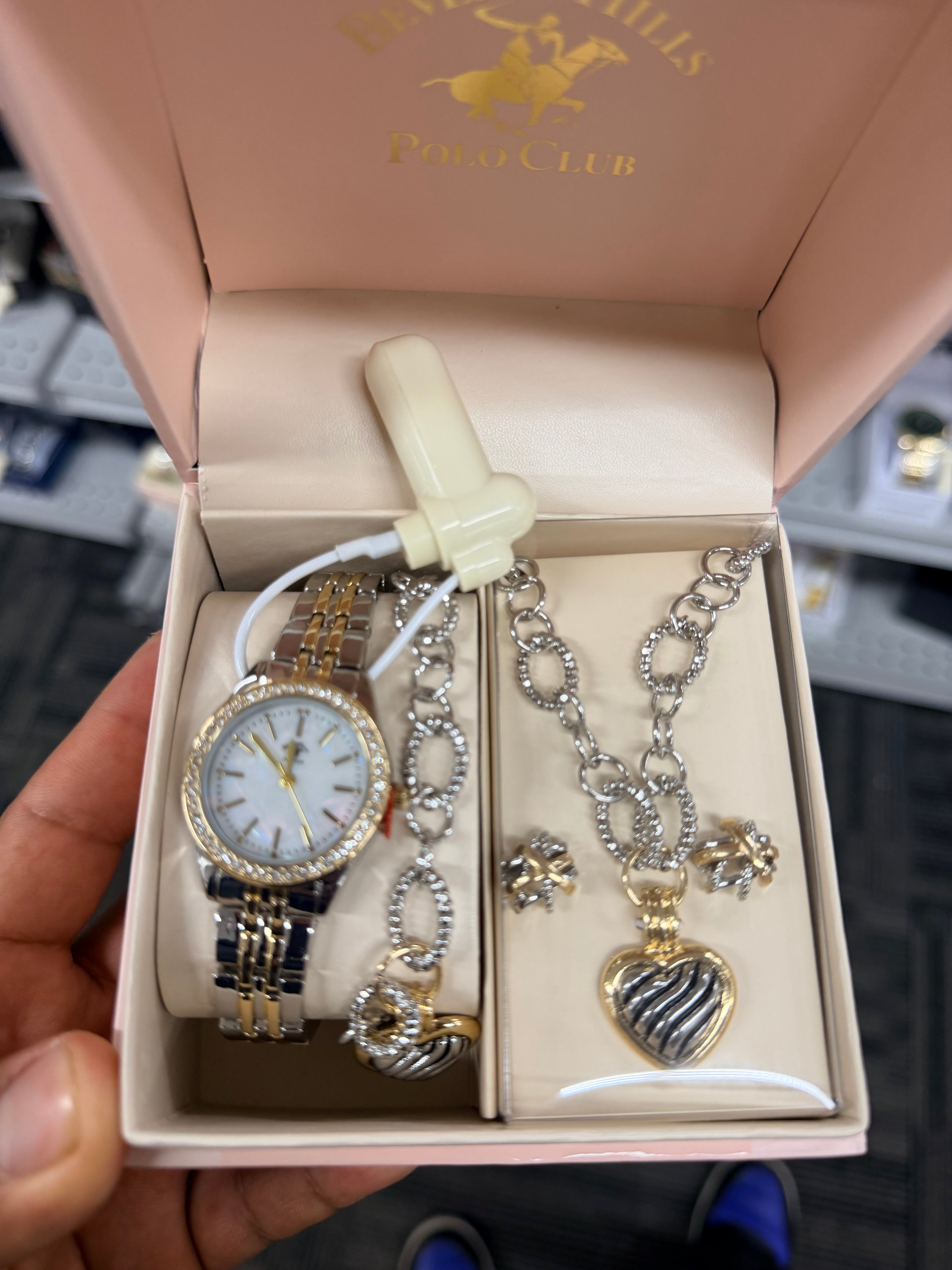 Woman watch Polo club