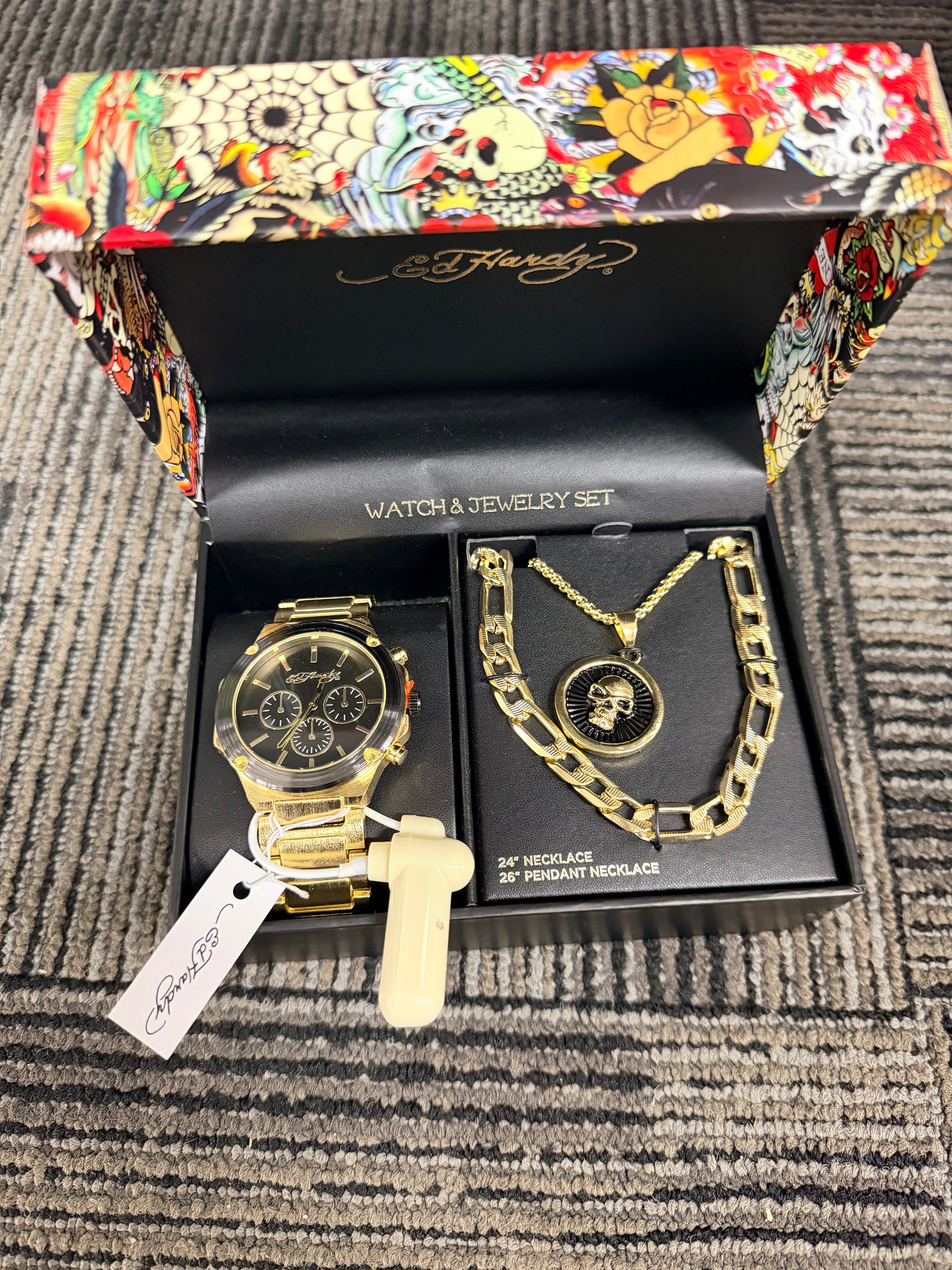 watch ed hardy